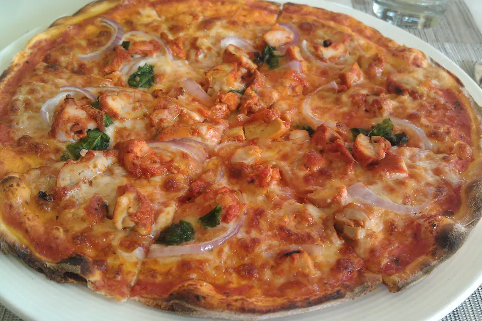 Chicken tikka pan pizza (no oven)
