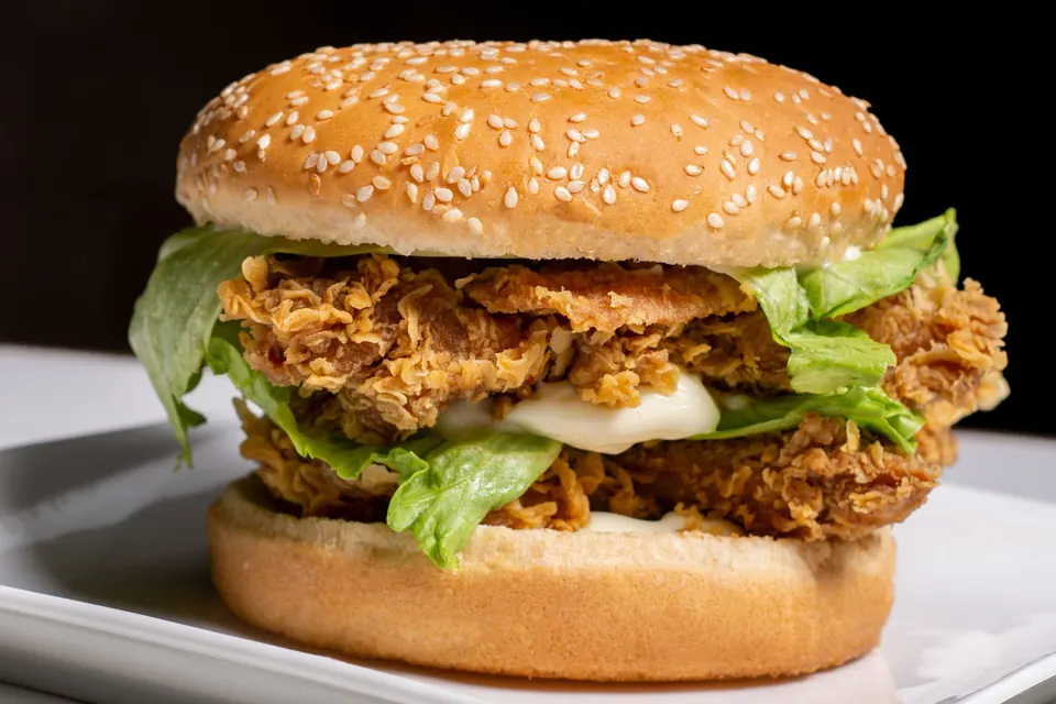 Crispy chicken burger (pan-fried, no deep fry)