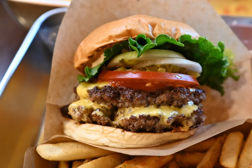 Smash cheeseburger